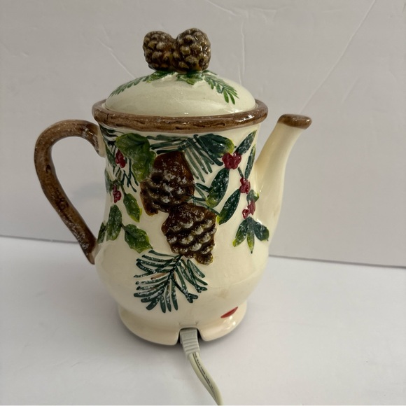 Yankee Candle electric wax warmer Teapot Tart Pinecone Greenery - Picture 2 of 8